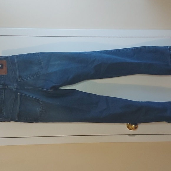 Eddie Bauer Relaxed Fit Jeans - Picture 2 of 7